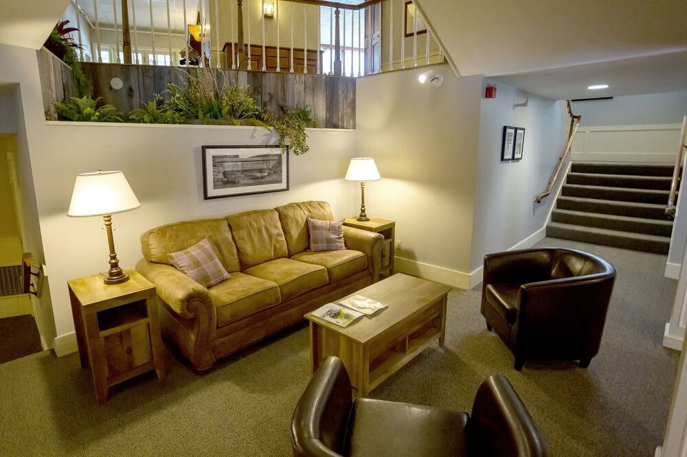 Photo of Others in Warren