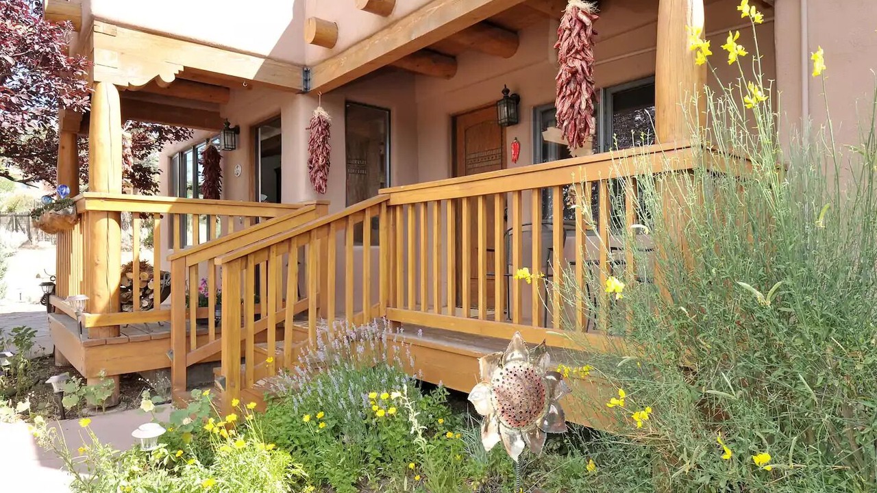 Photo of Bedroom in Northeast Santa Fe