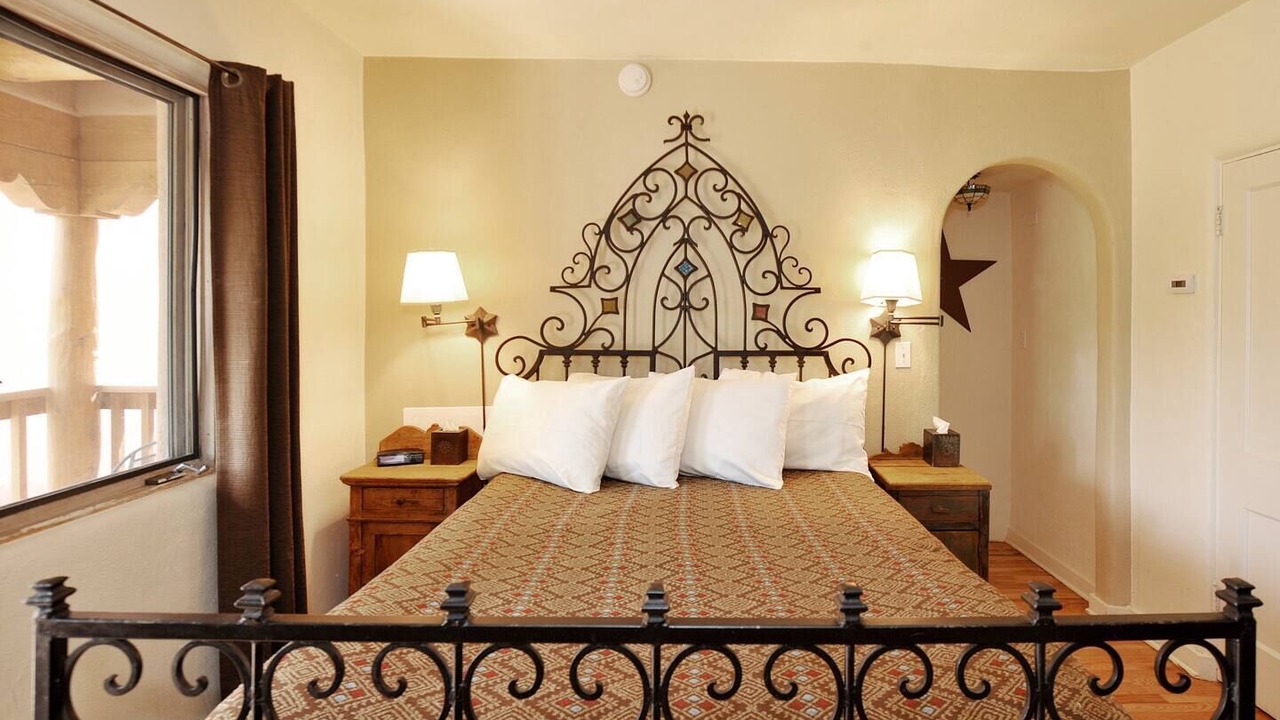Photo of Bedroom in Northeast Santa Fe