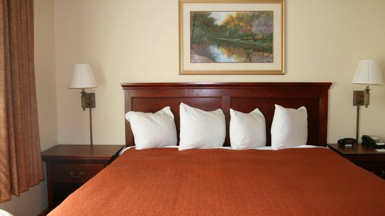 Photo of Bedroom in Rogers