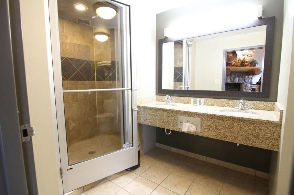 Photo of Bathroom in Evansville