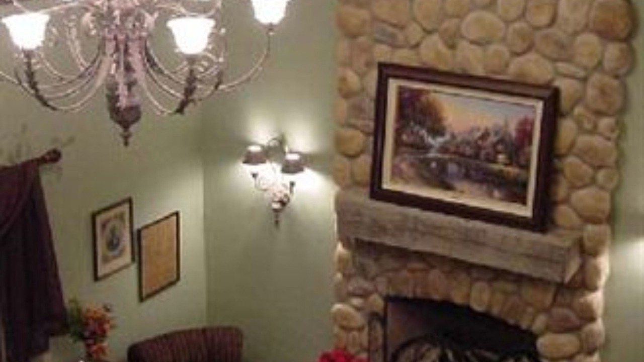 Photo of Livingroom in Cedarville