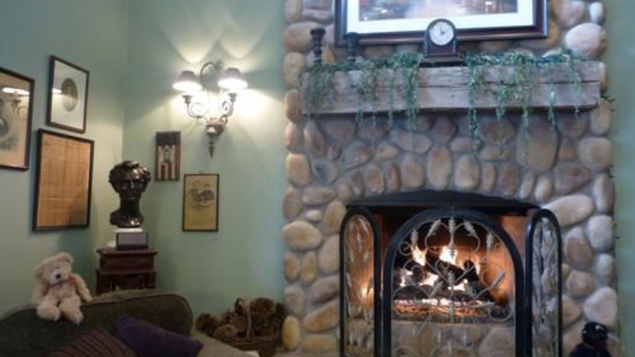 Photo of Livingroom in Cedarville