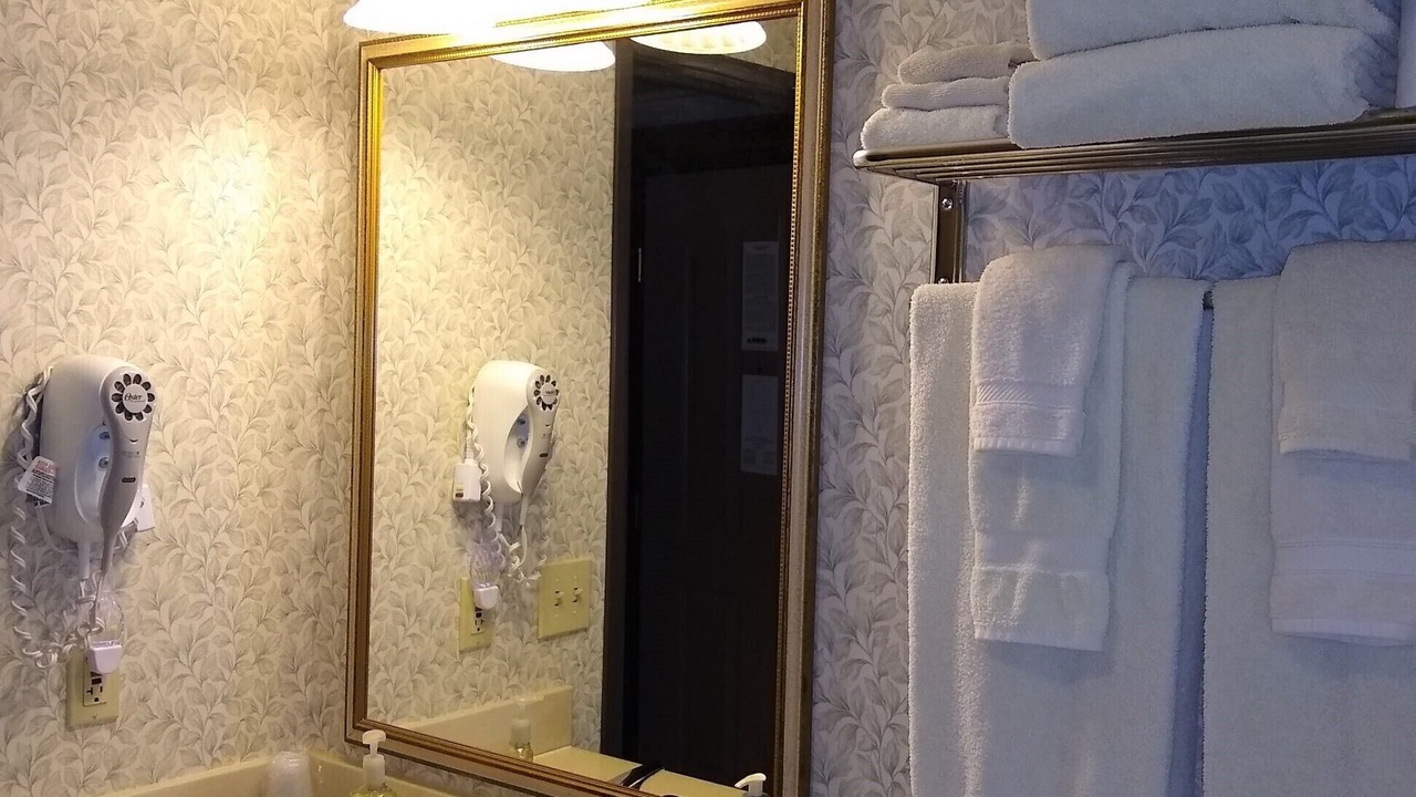 Photo of Bathroom in Cedarville