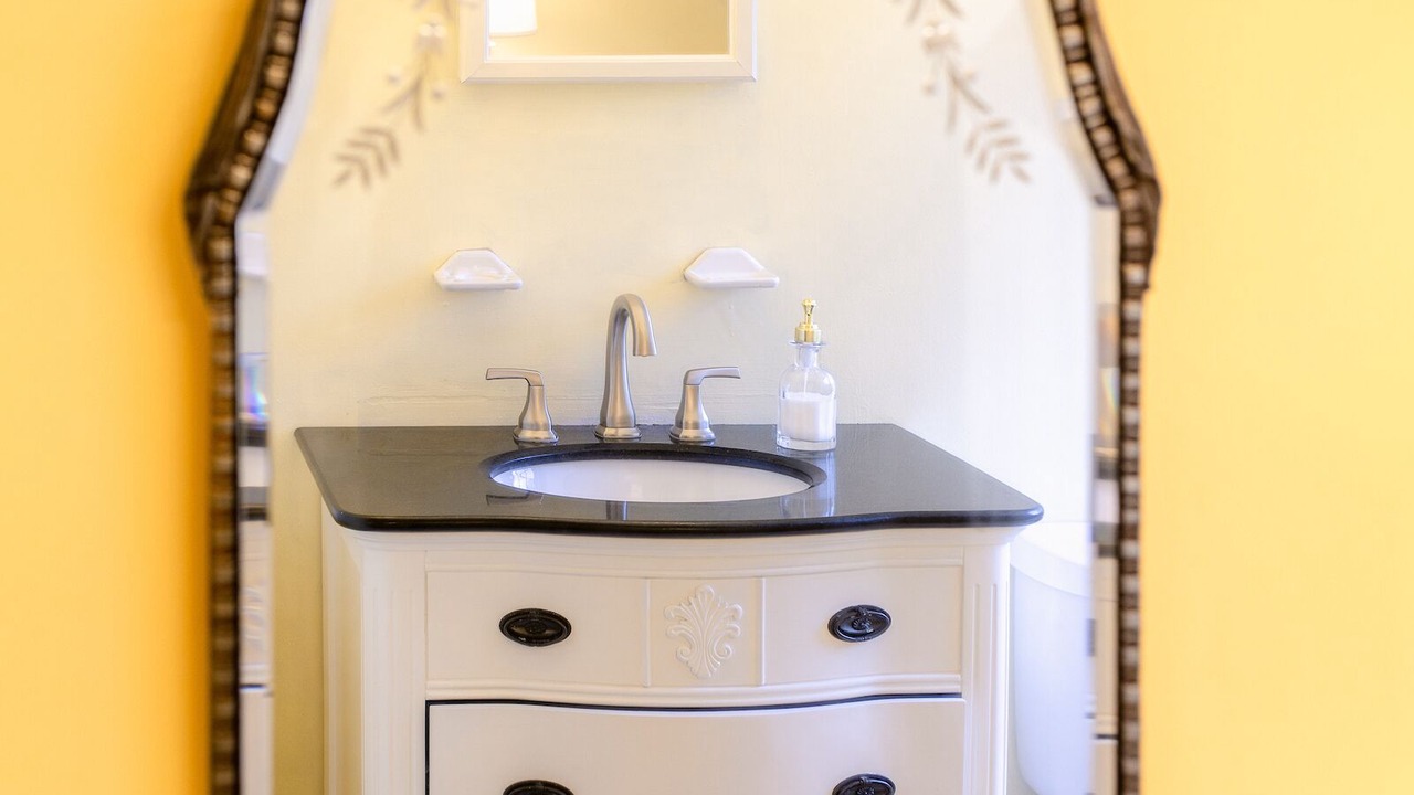 Photo of Bathroom in Town of New Castle