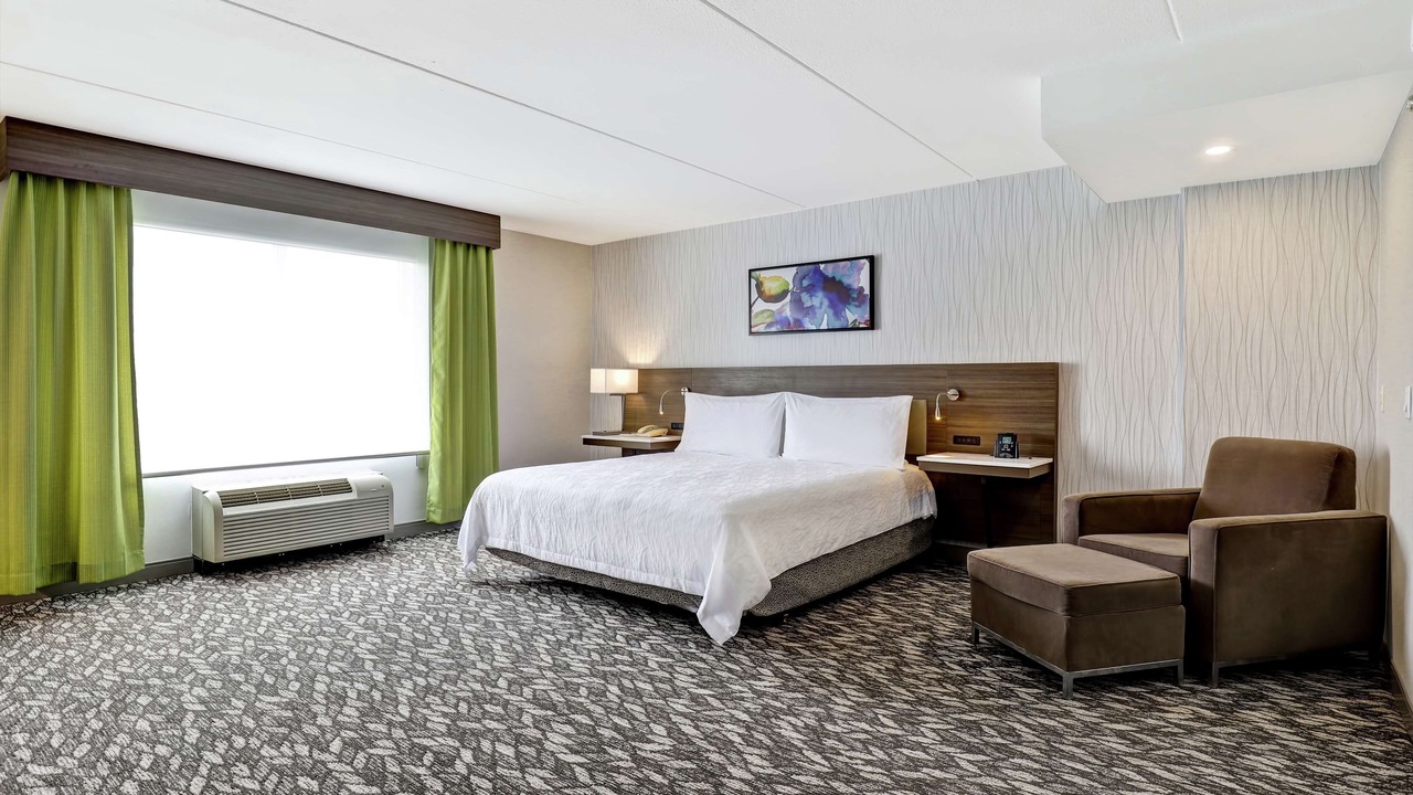 Photo of Bedroom in Ajax