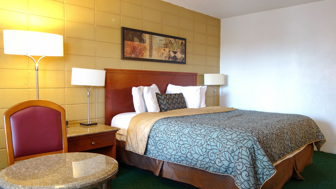 Photo of Others in Downtown Boise