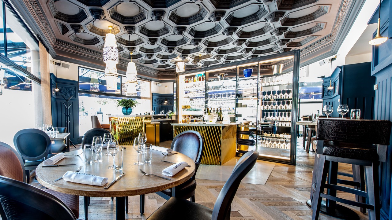 Photo of Others in Centre Erlon