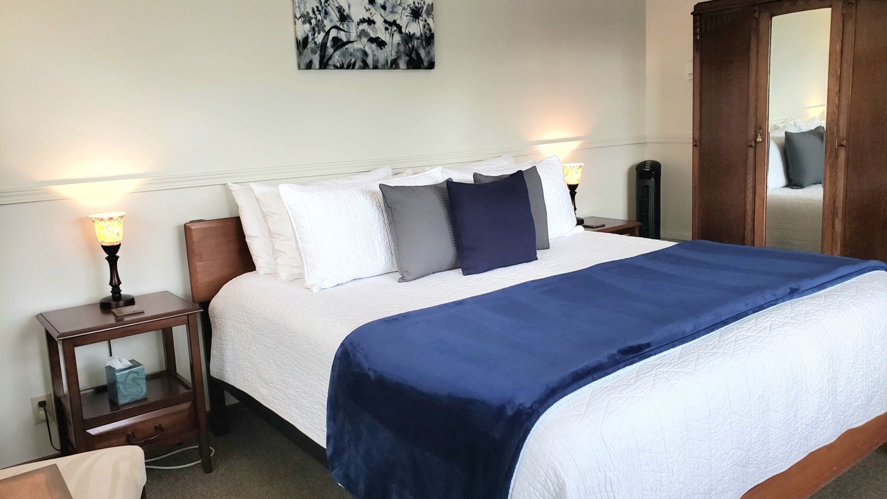 Photo of Bedroom in La Conner