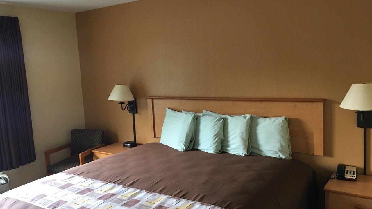 Photo of Bedroom in Soddy-Daisy