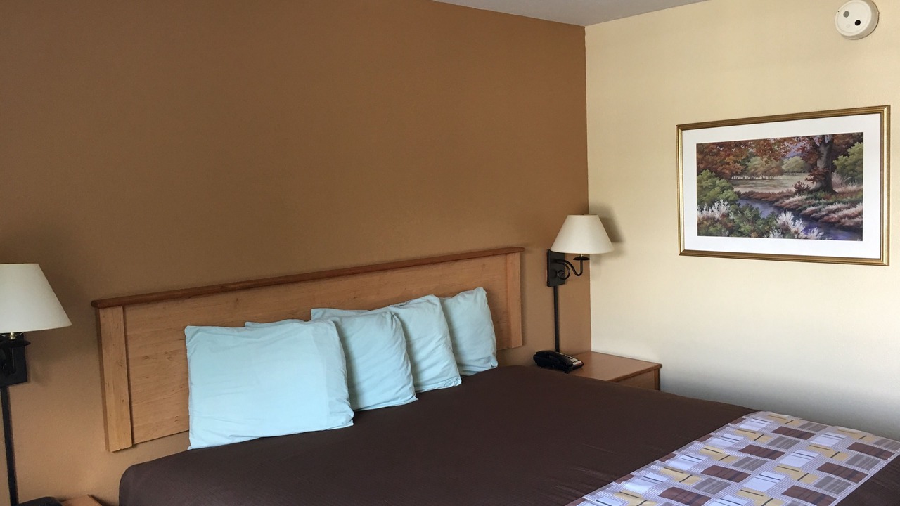 Photo of Bedroom in Soddy-Daisy