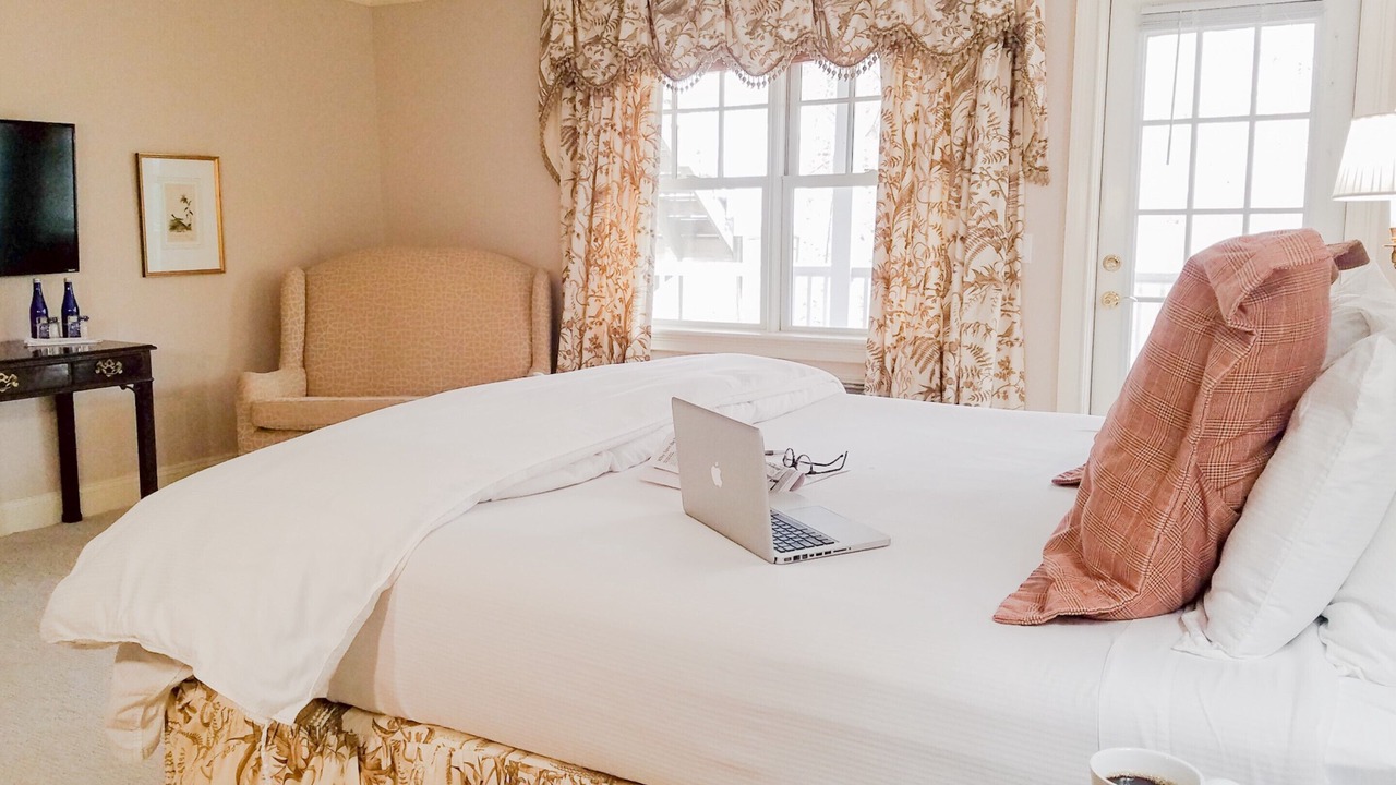 Photo of Bedroom in Ivoryton