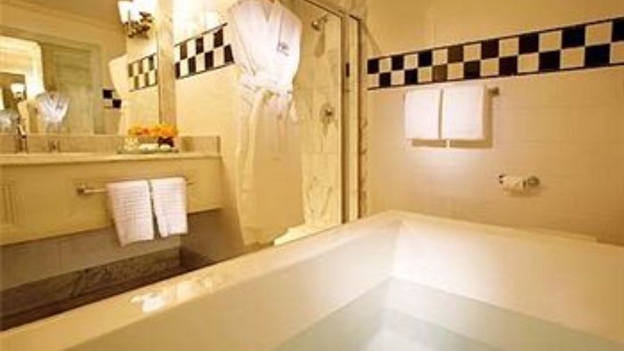 Photo of Others in Ivoryton