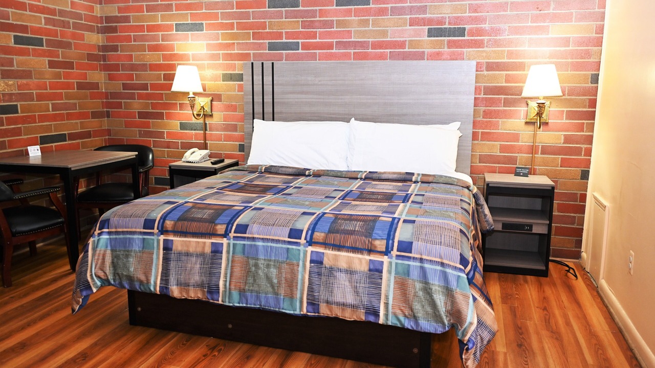 Photo of Bedroom in Canton