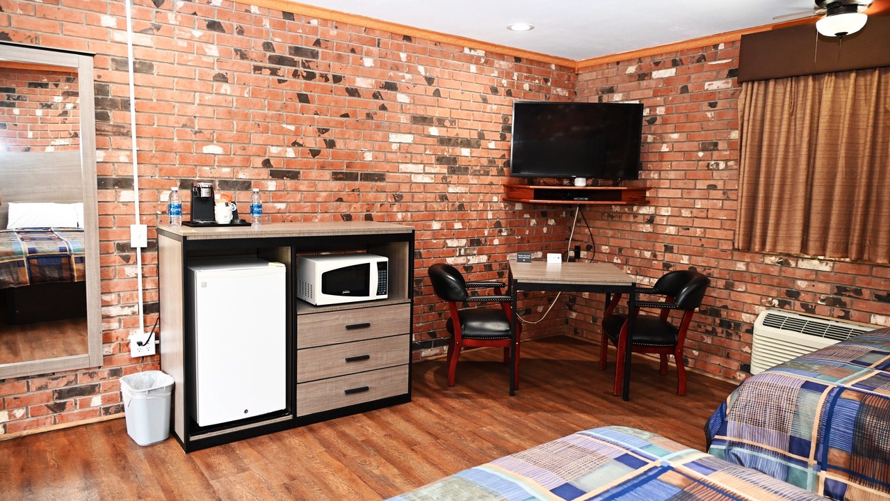 Photo of Bedroom in Canton