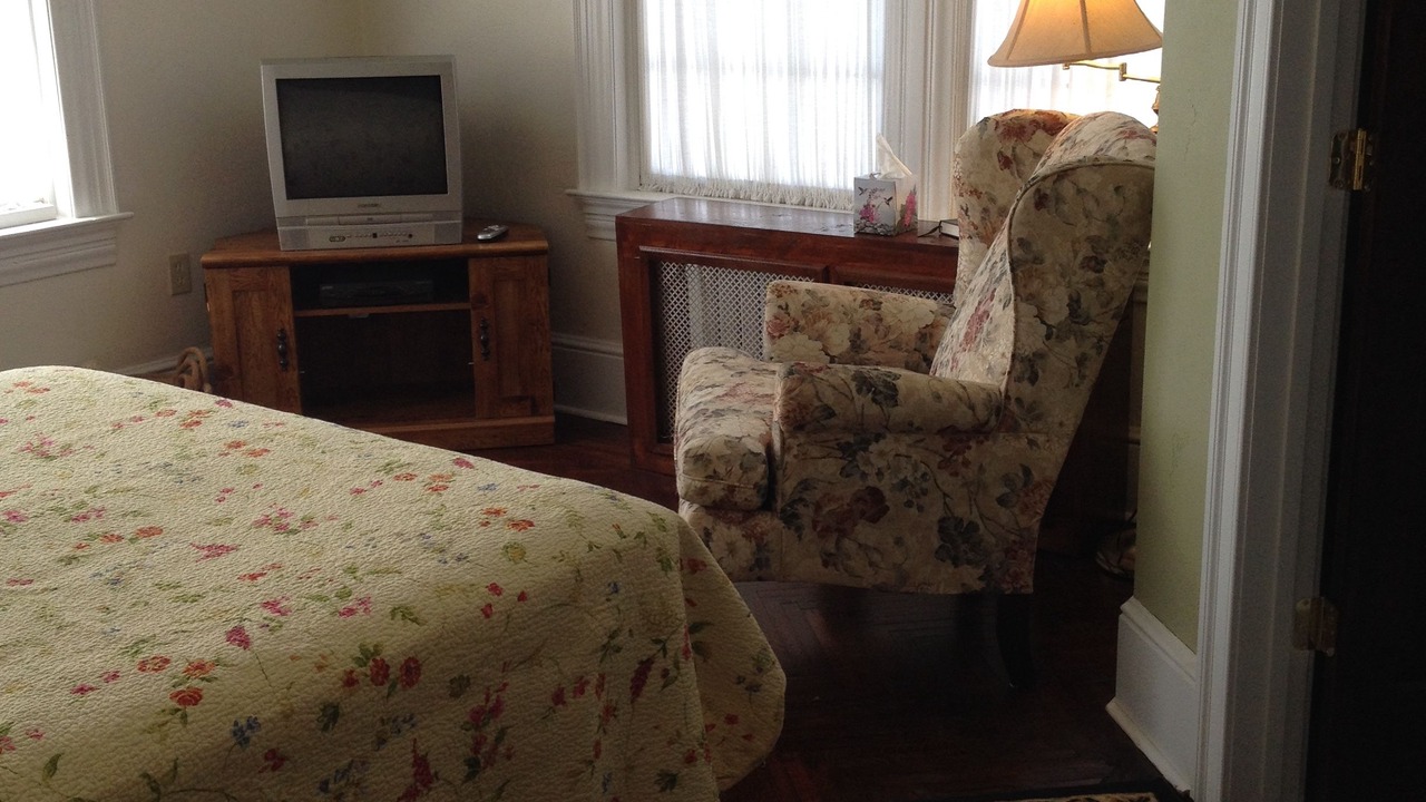 Photo of Bathroom in Red Lion