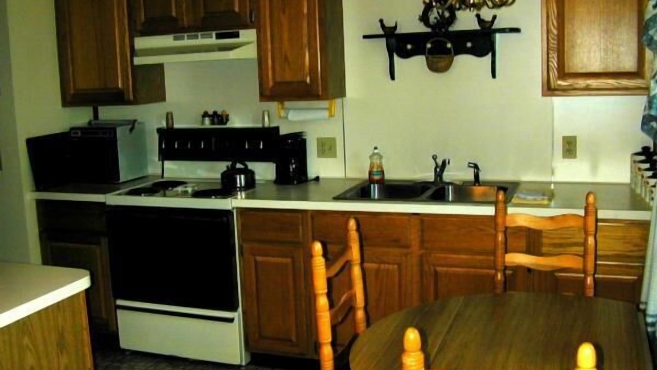 Photo of Kitchen in Grayling