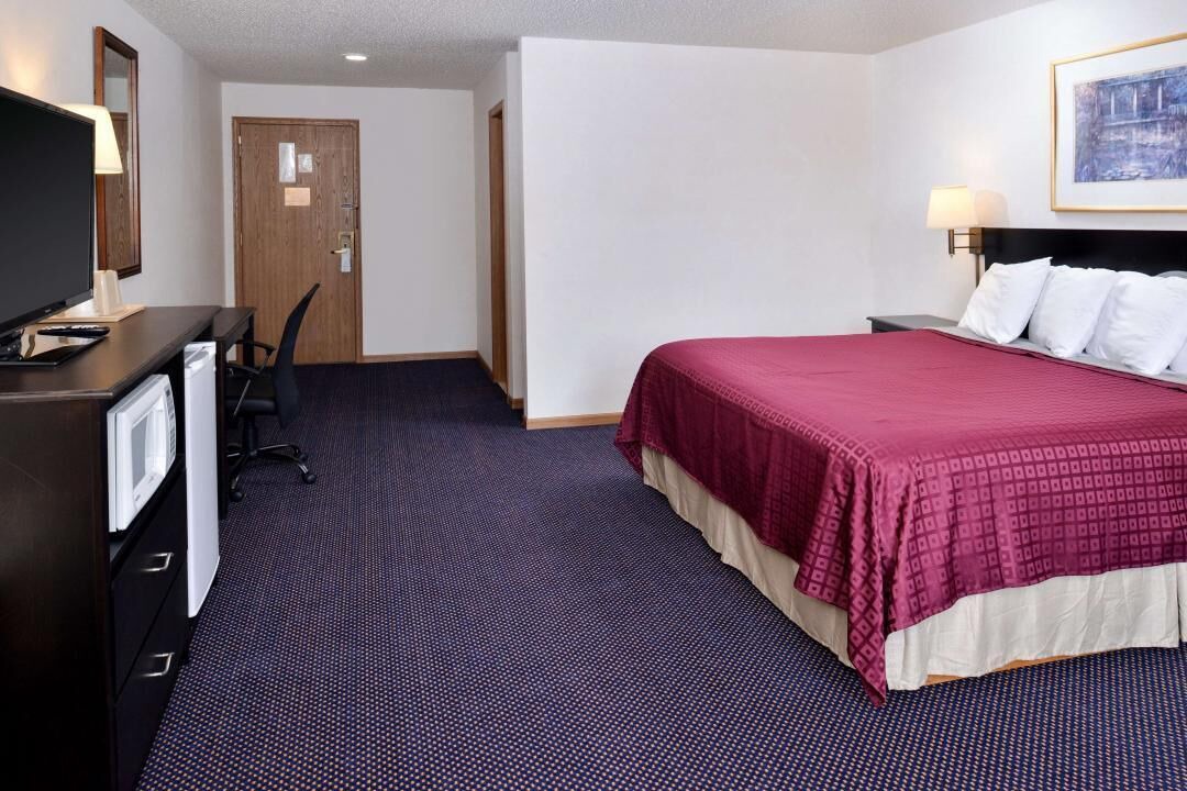 Photo of Bedroom in Knob Noster