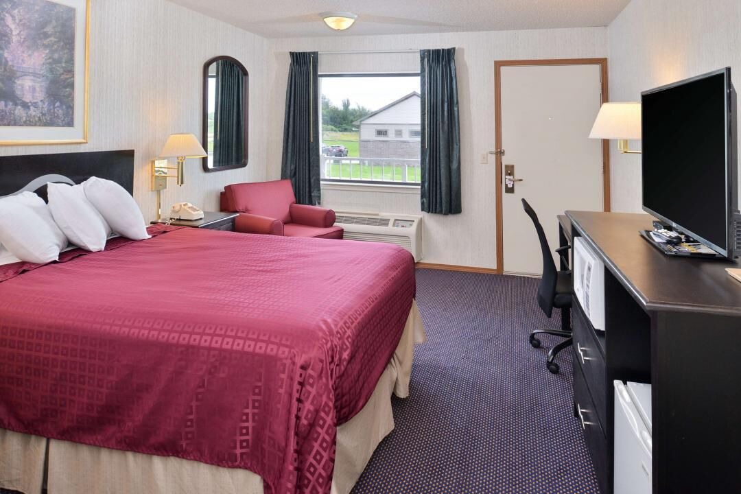 Photo of Bedroom in Knob Noster