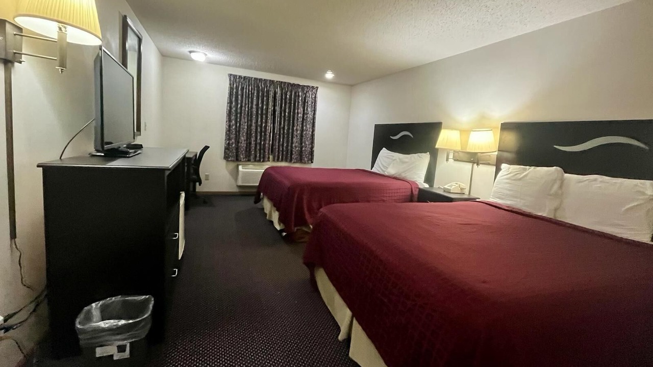 Photo of Bedroom in Knob Noster