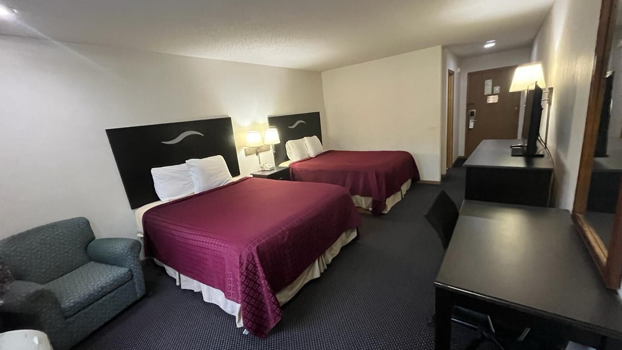 Photo of Bedroom in Knob Noster