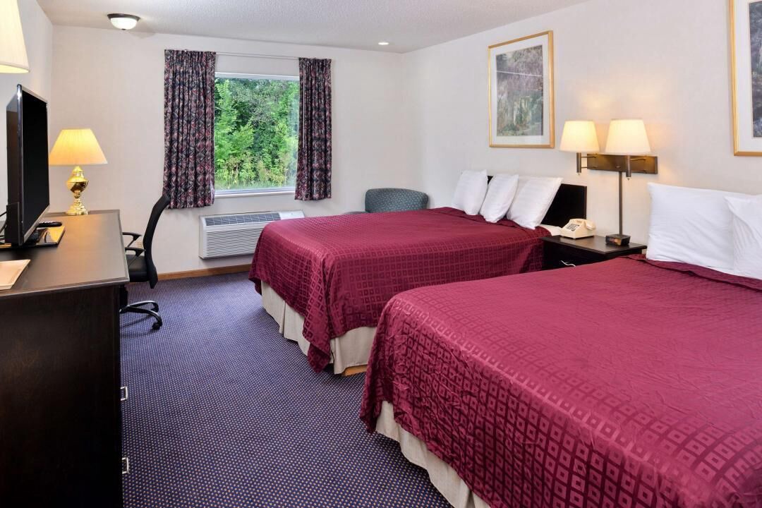Photo of Bedroom in Knob Noster