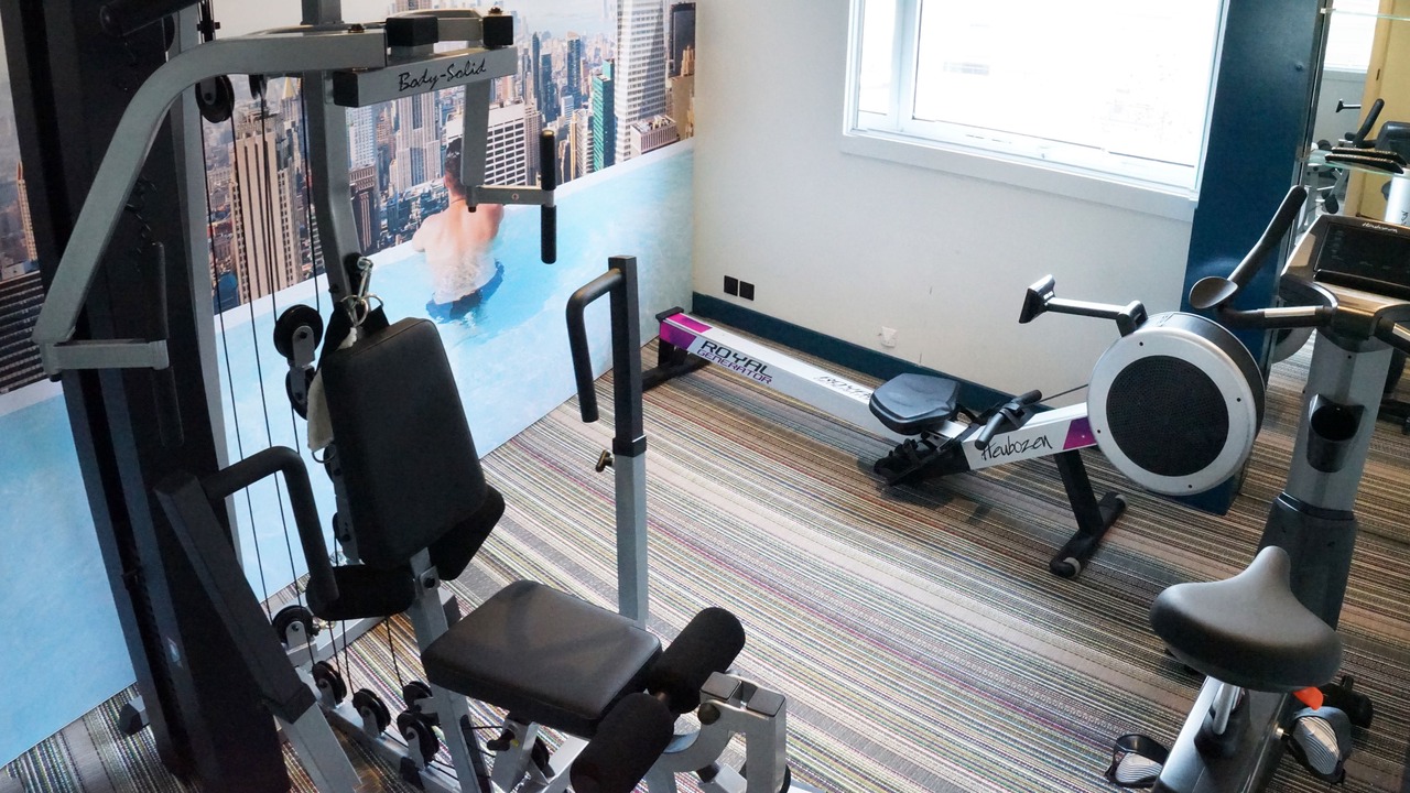 Photo of Others in Zola - Pressense