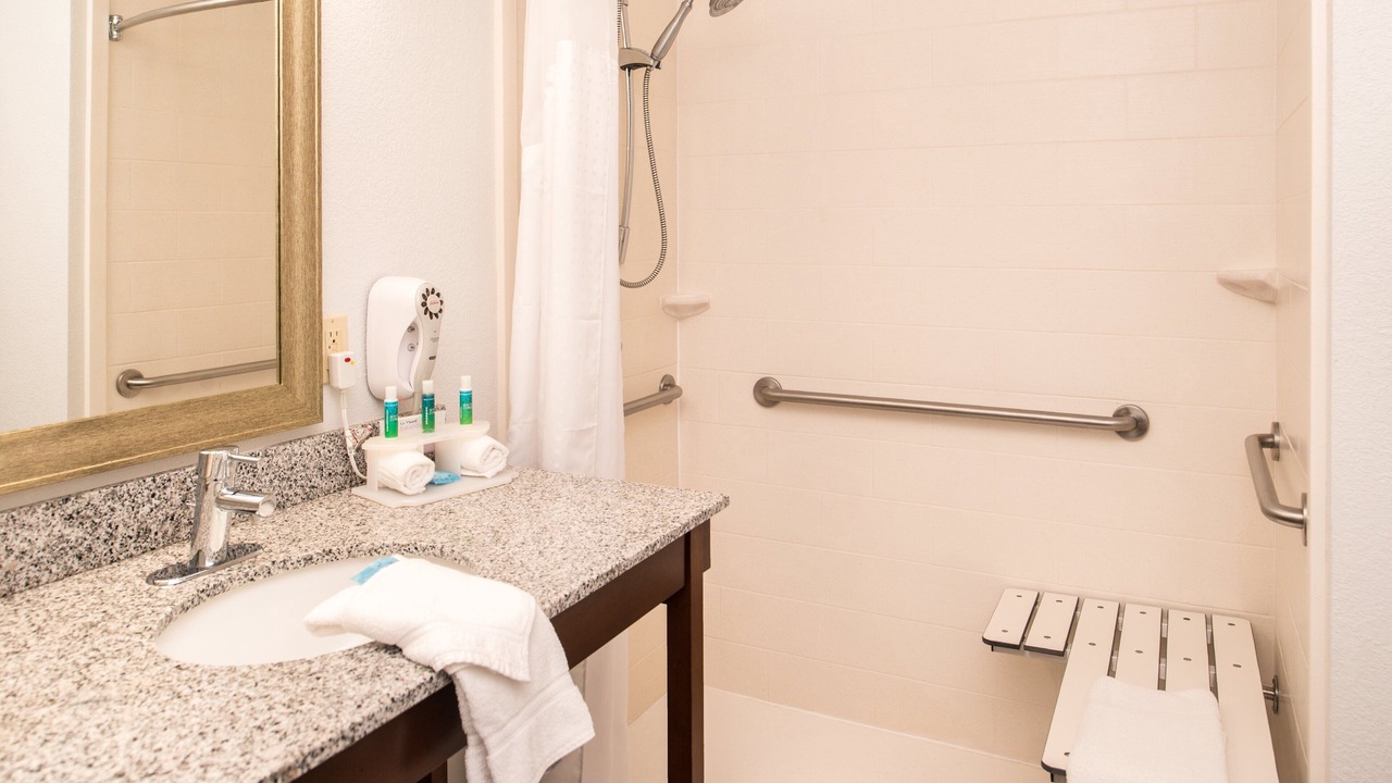 Photo of Bathroom in Alamogordo
