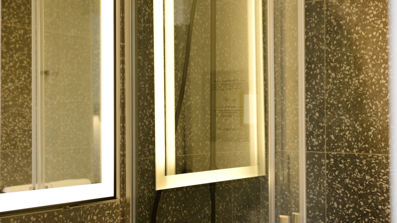 Photo of Bathroom in 2nd Arrondissement