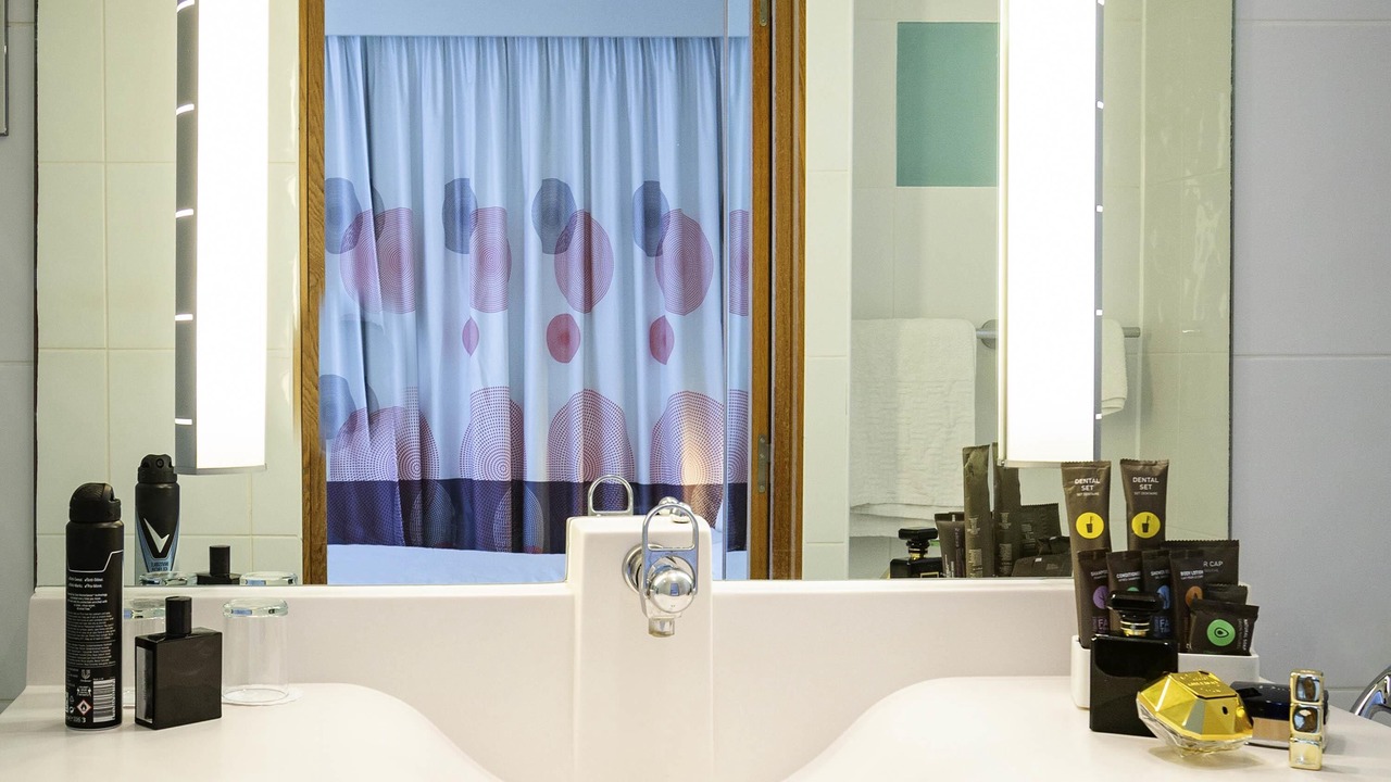 Photo of Bedroom in Reading City Centre