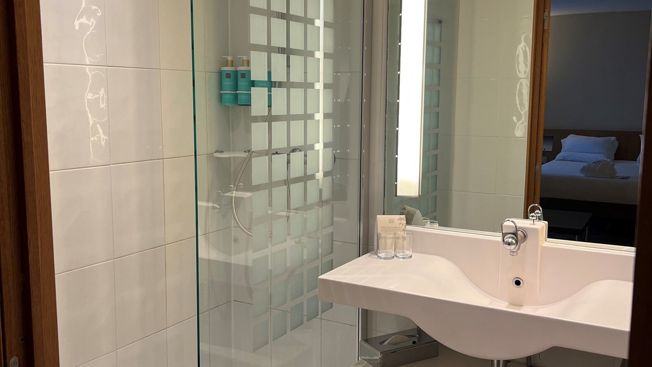 Photo of Bathroom in Reading City Centre