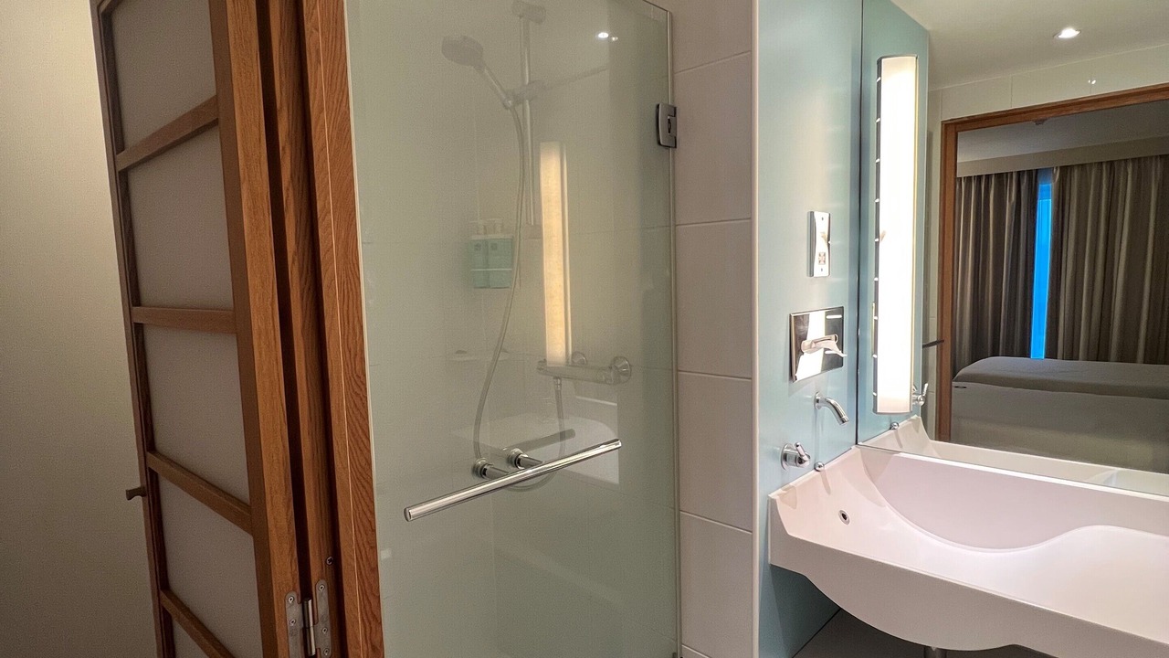 Photo of Bathroom in Reading City Centre