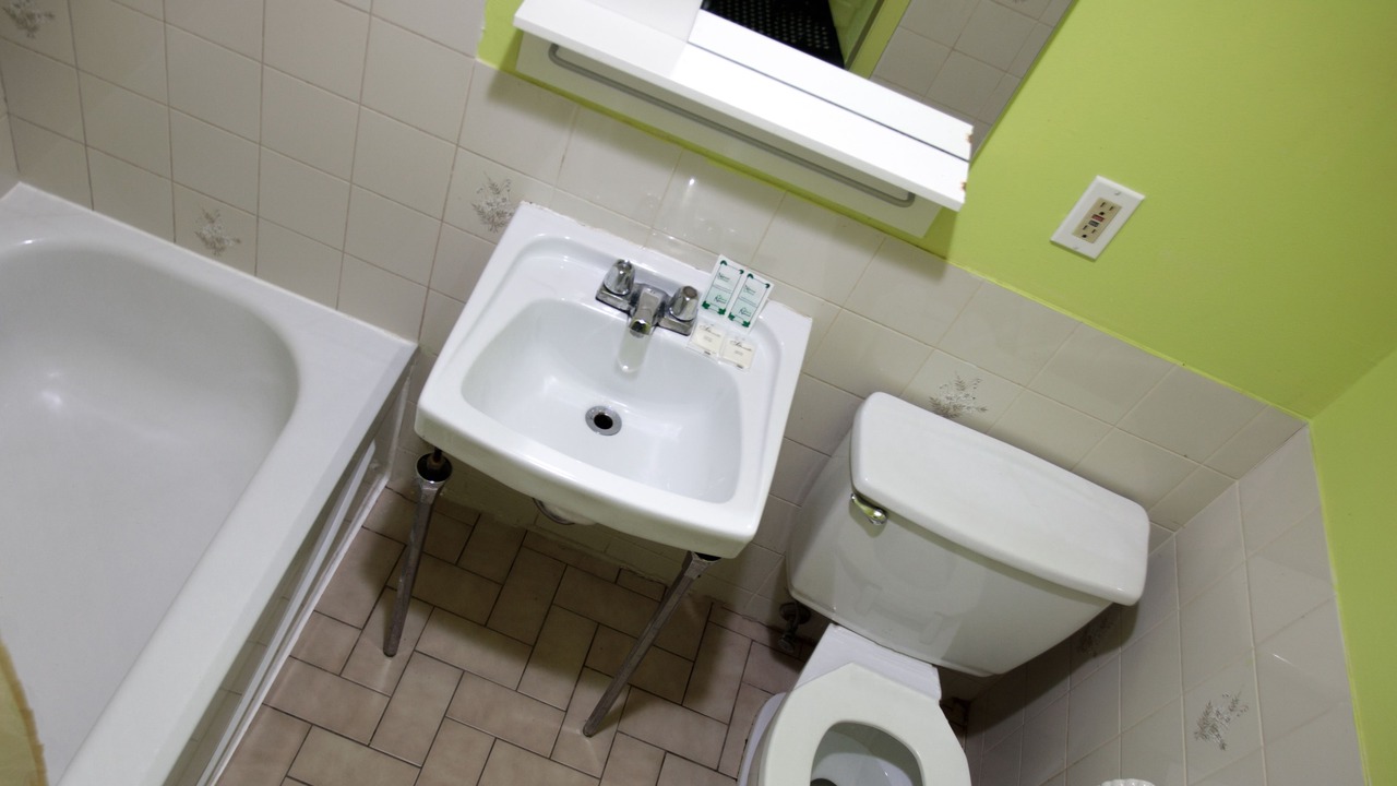 Photo of Bathroom in Milton Park