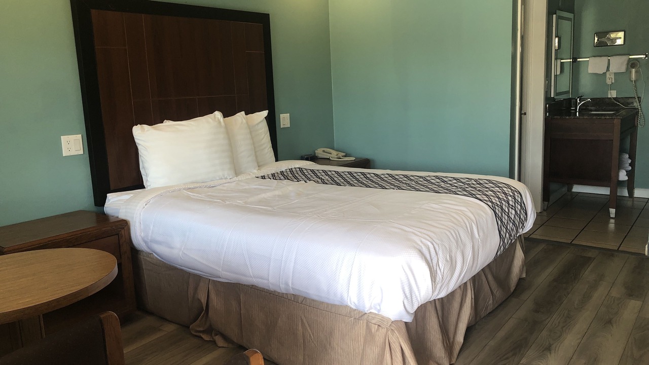 Photo of Bedroom in Grants Pass