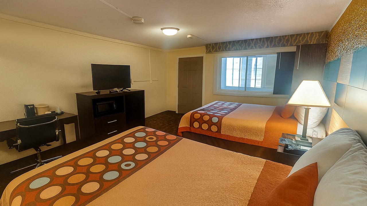 Photo of Bedroom in Buzzards Bay