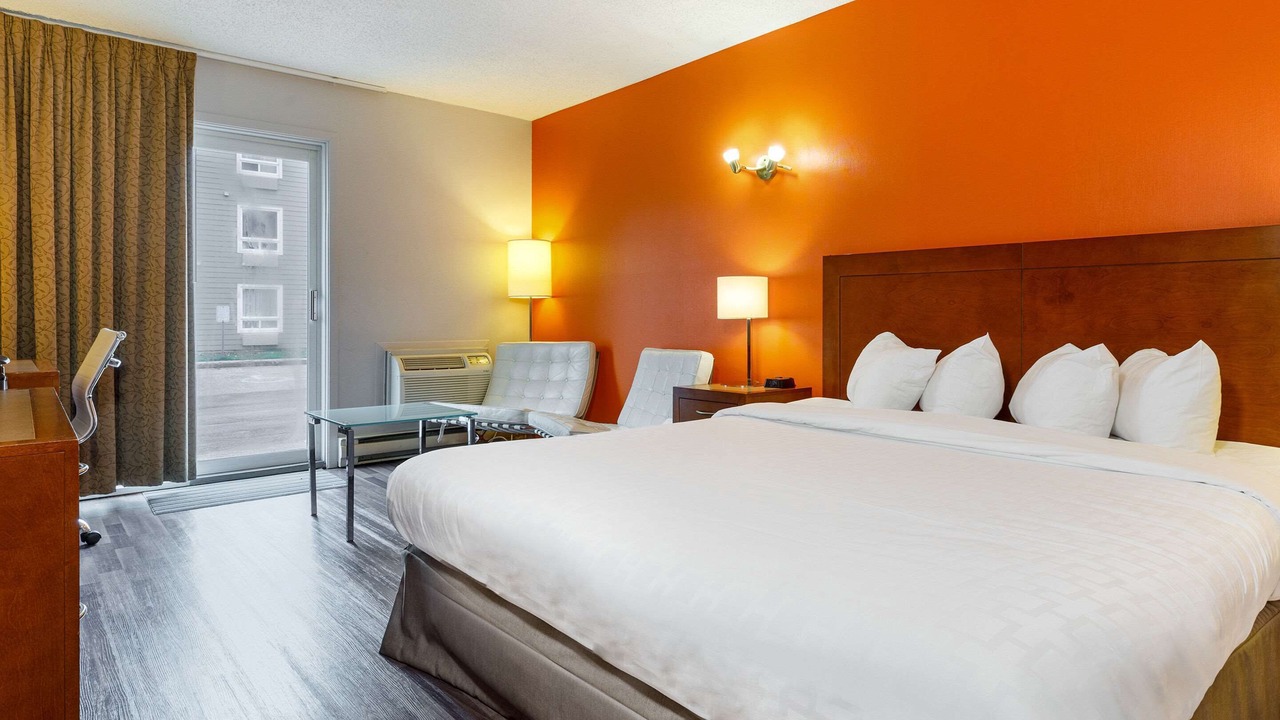 Photo of Bedroom in Ste. Foy