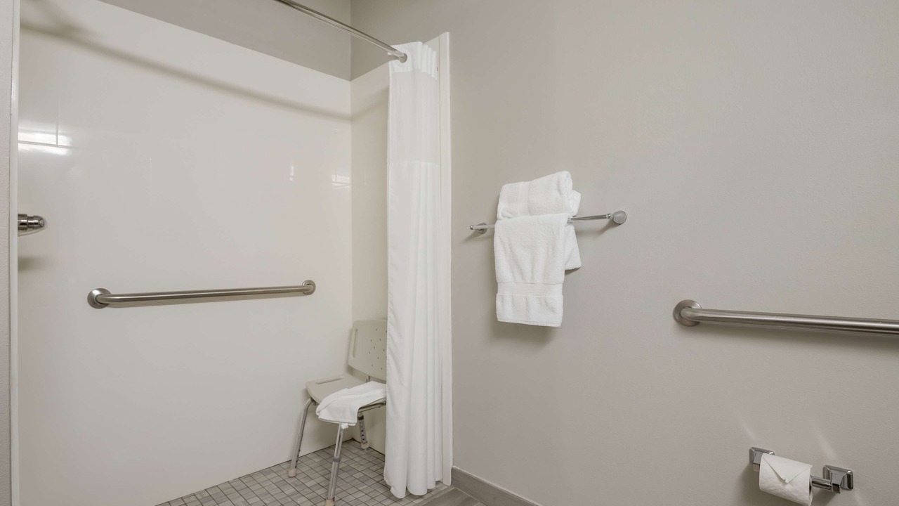 Photo of Bathroom in Tahlequah