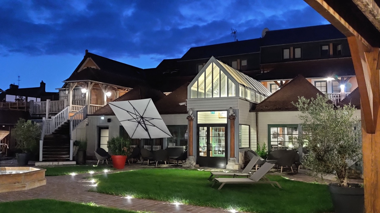 Photo of Outdoor in Pont-l'Eveque