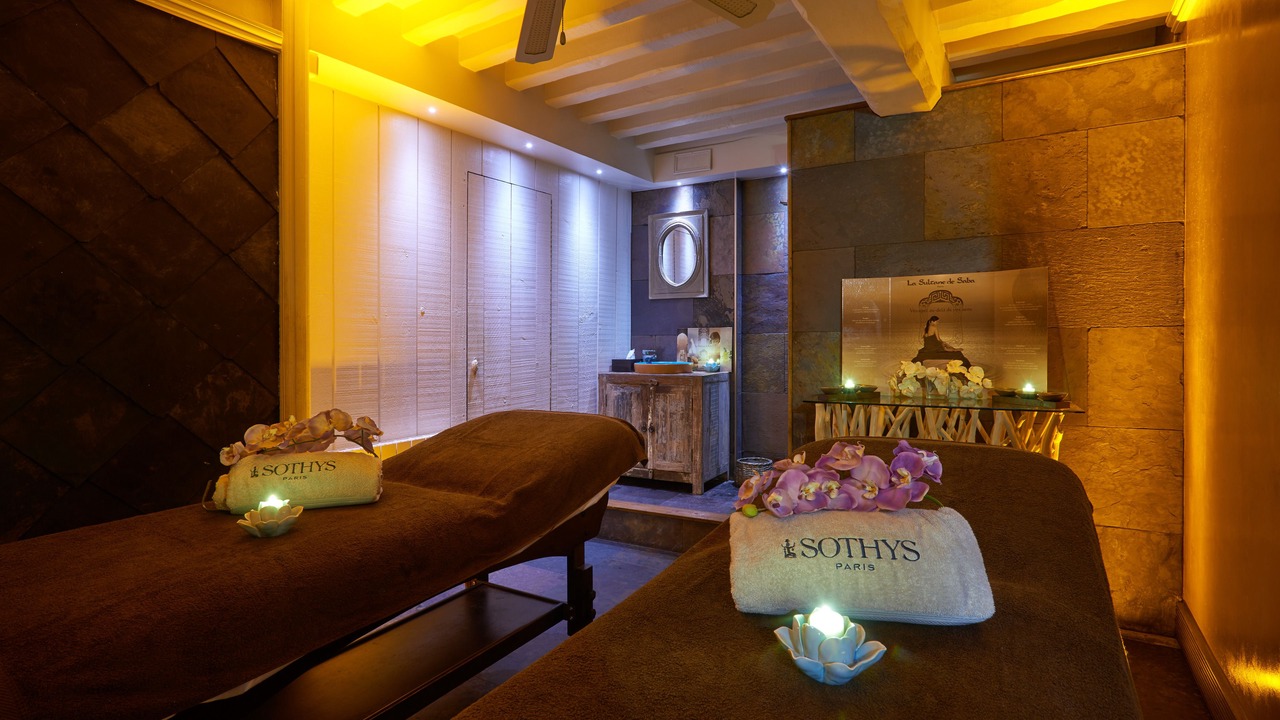 Photo of Bedroom in Pont-l'Eveque