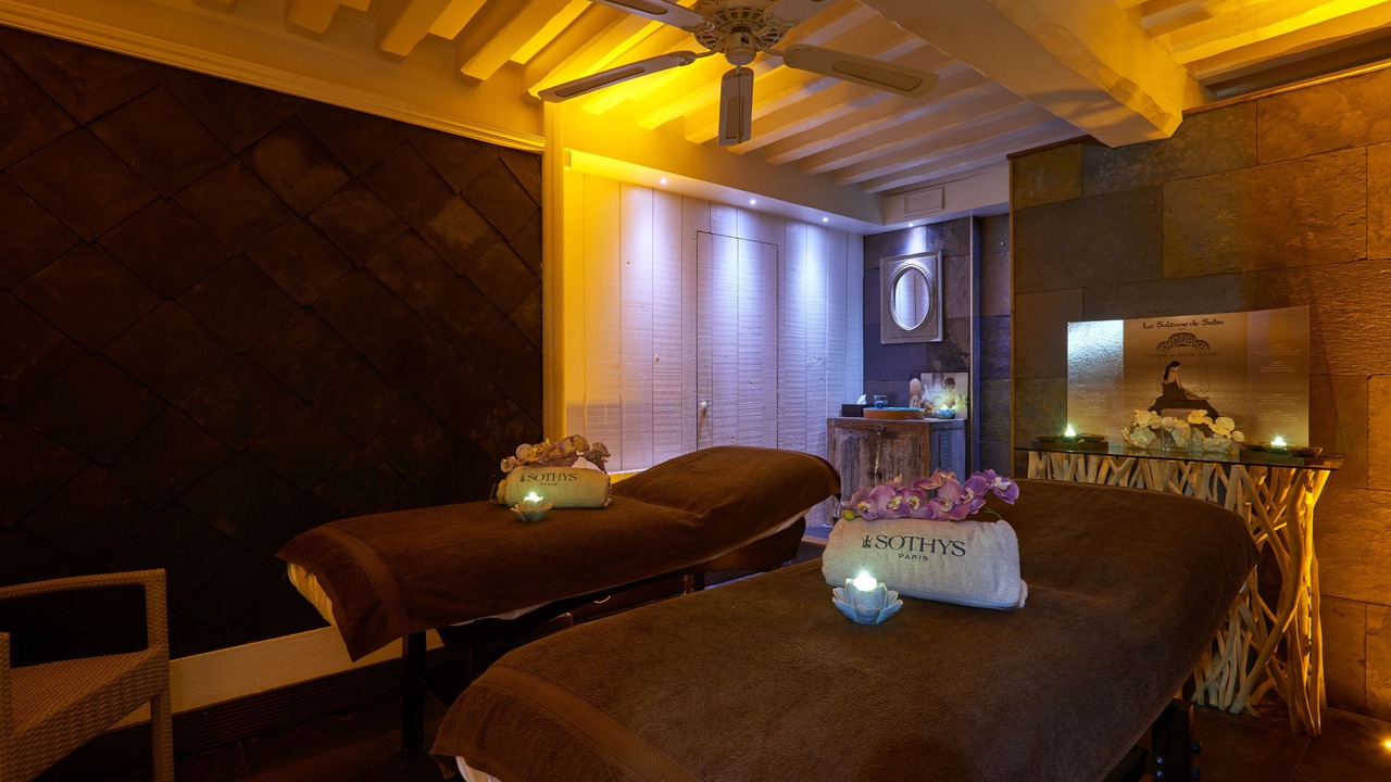 Photo of Bedroom in Pont-l'Eveque