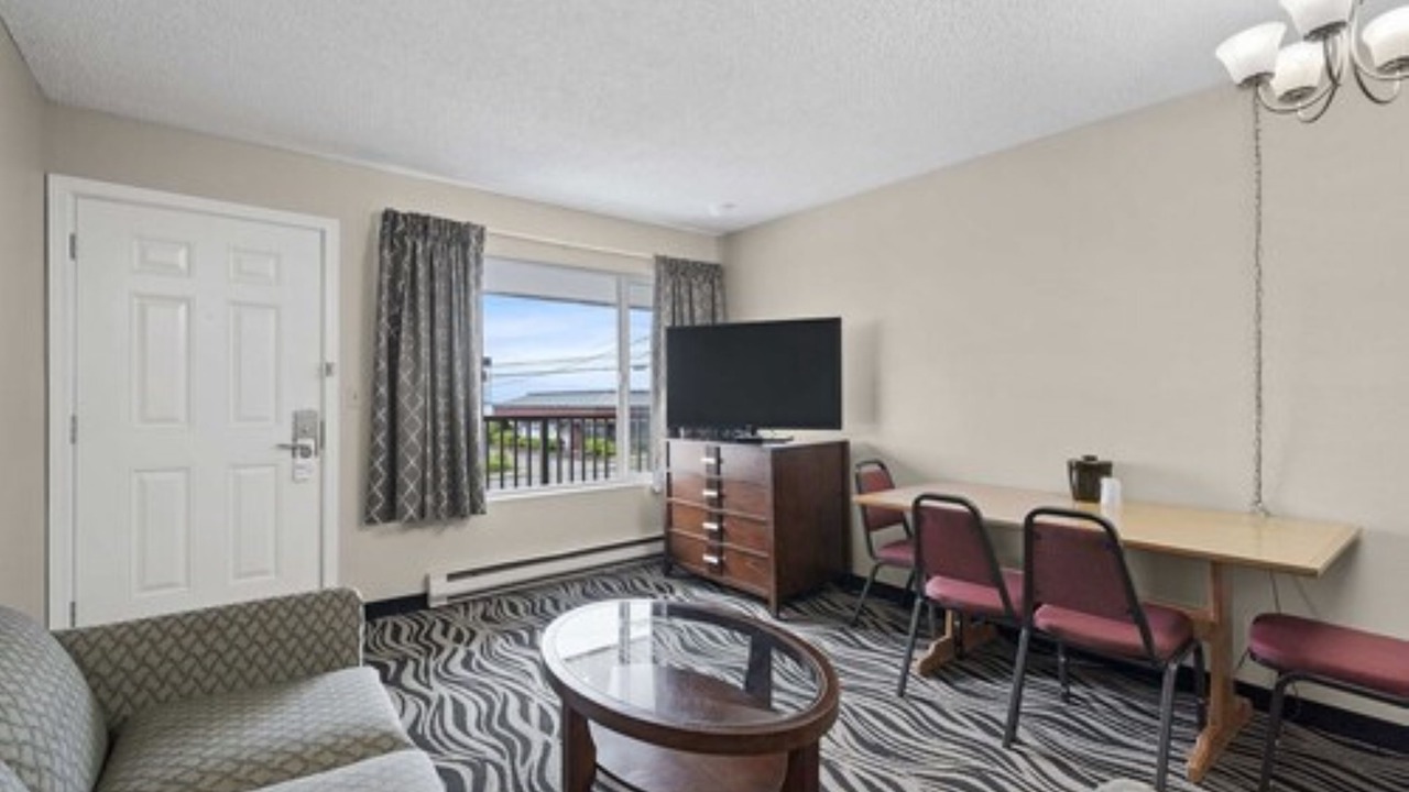 Photo of Others in Astoria