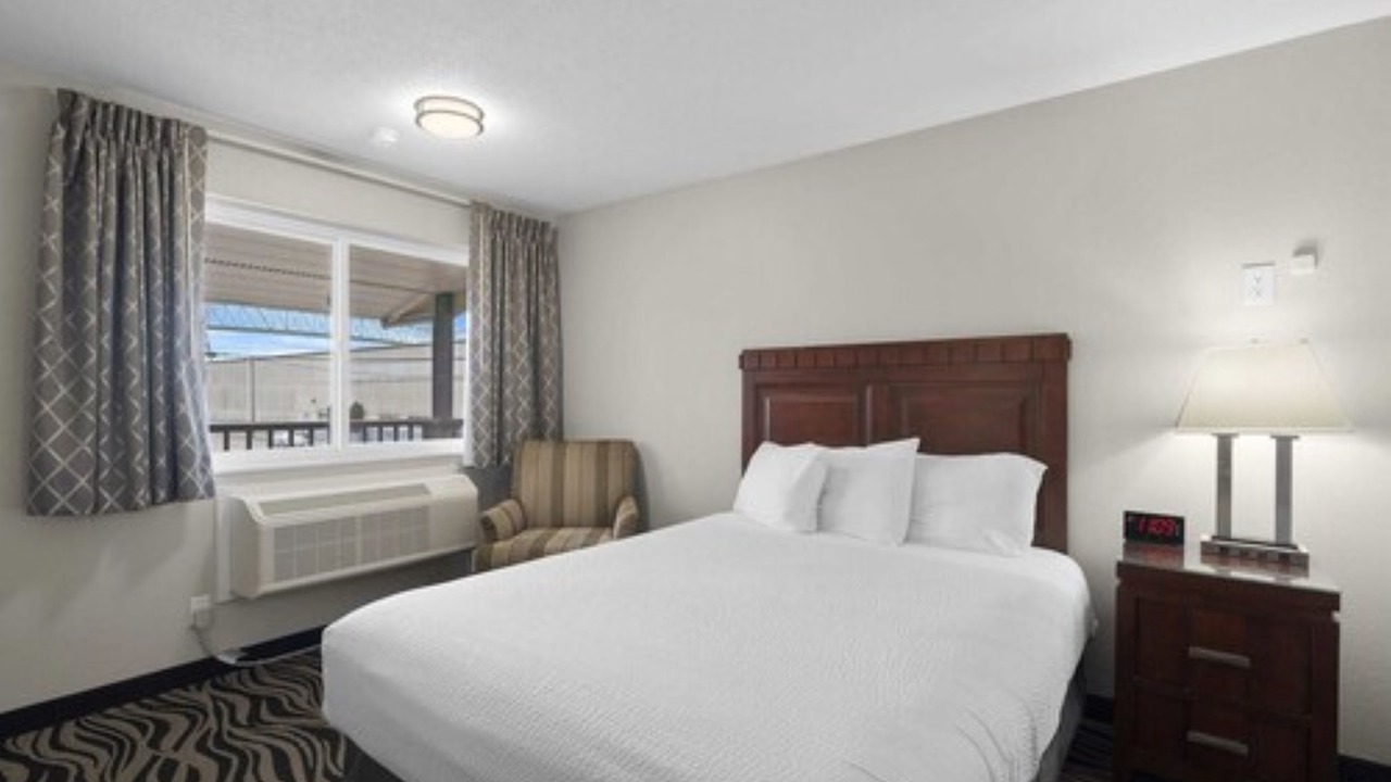 Photo of Bedroom in Astoria