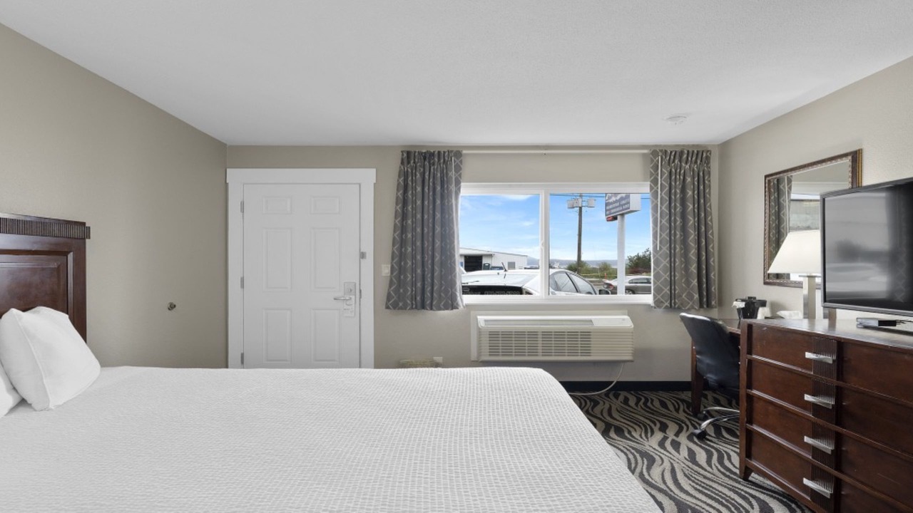 Photo of Bedroom in Astoria