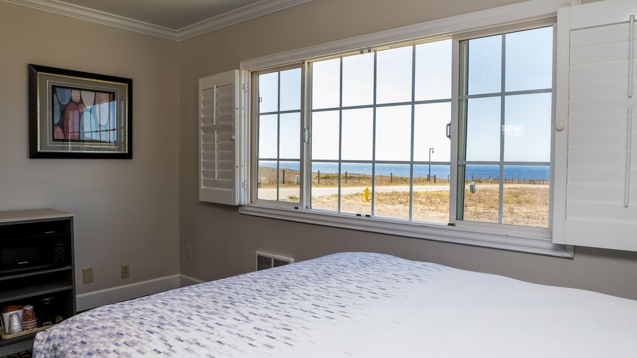 Photo of Bedroom in San Simeon