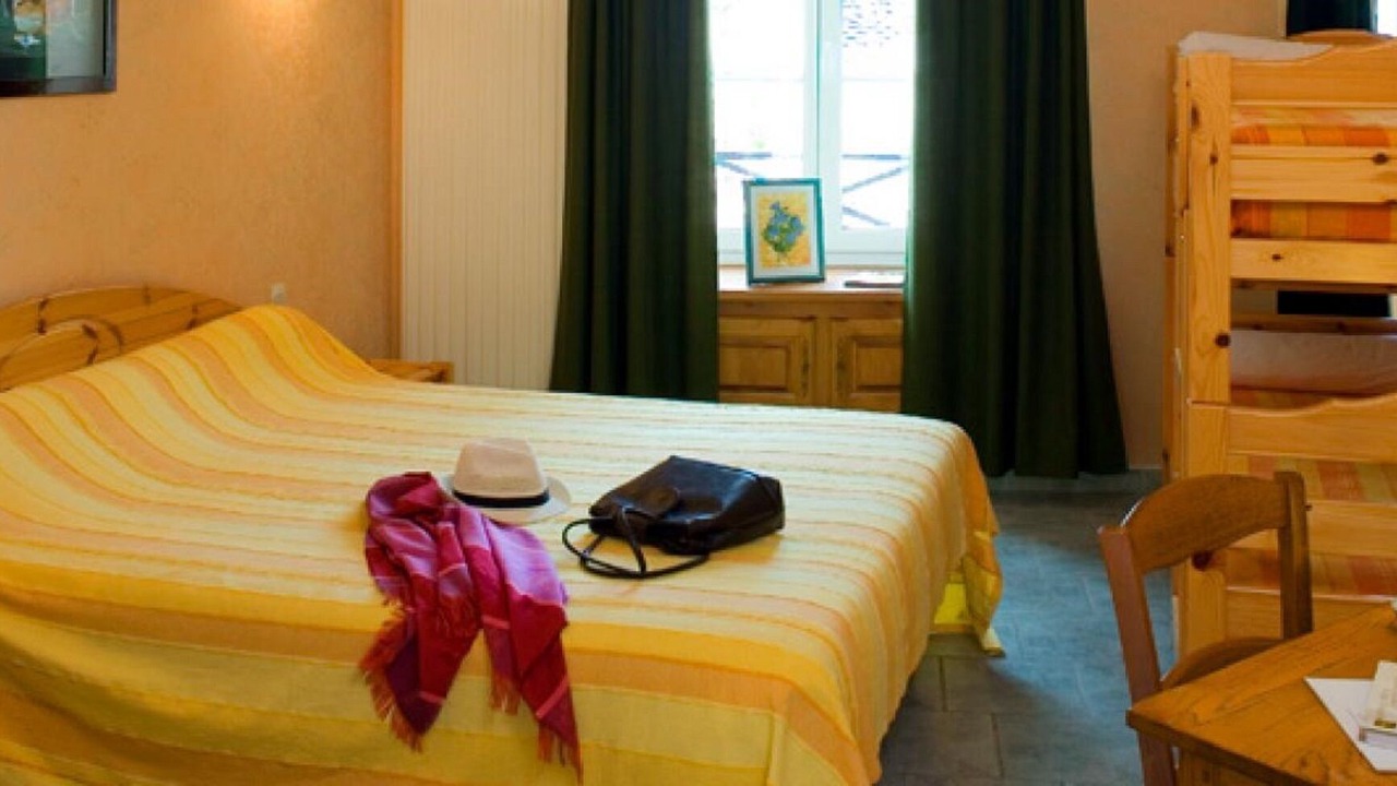 Photo of Bedroom in Laussonne