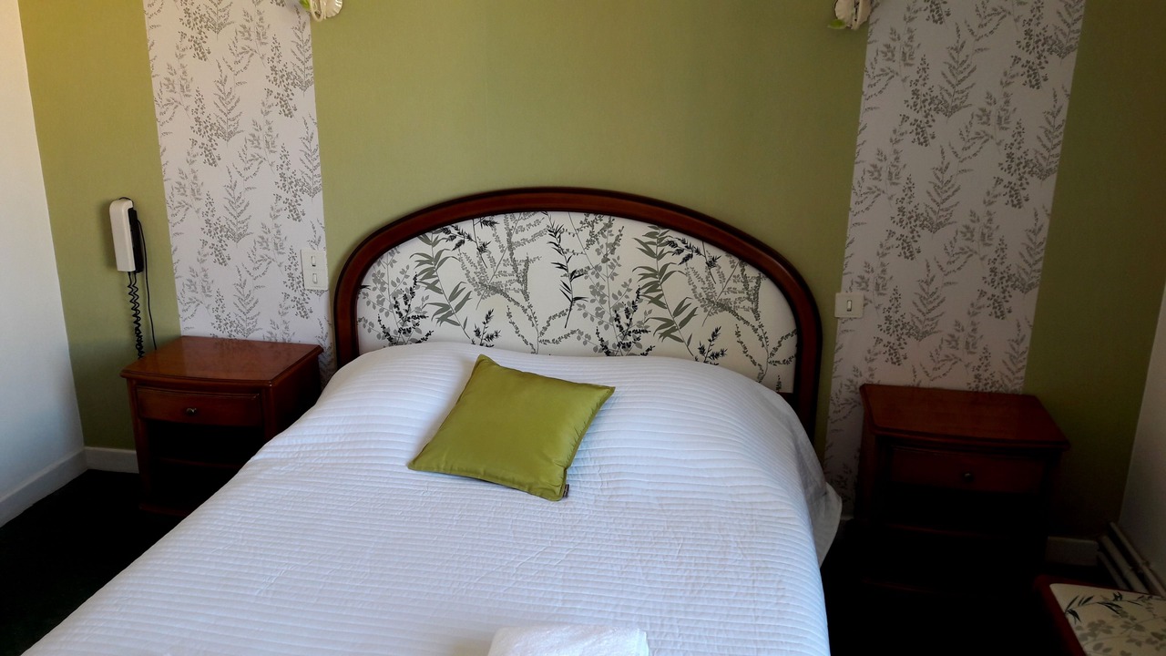 Photo of Bedroom in Saint-Martin-en-Bresse