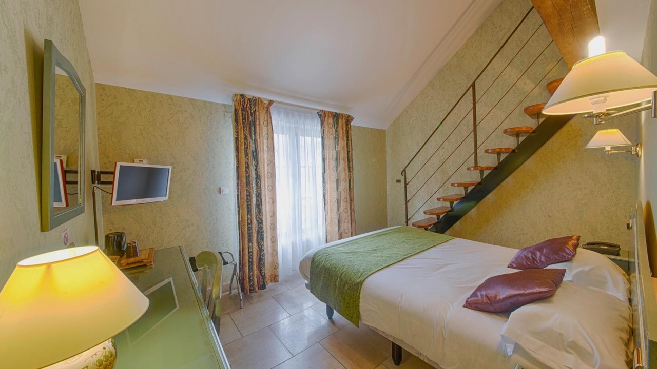 Photo of Bedroom in Piney