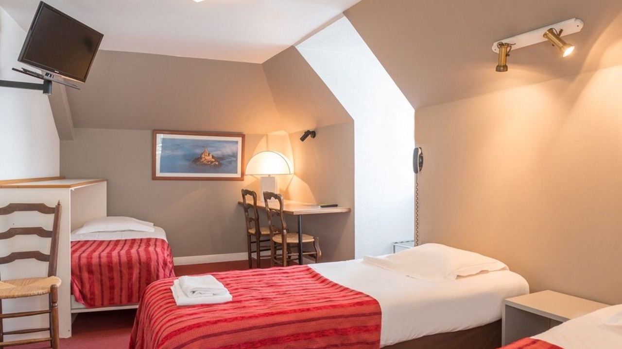 Photo of Bedroom in Combourg