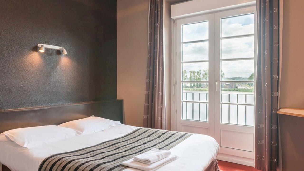 Photo of Bedroom in Combourg