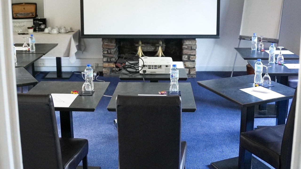 Photo of Others in Heric